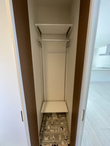東田３丁目　中古住宅の収納|玄関収納