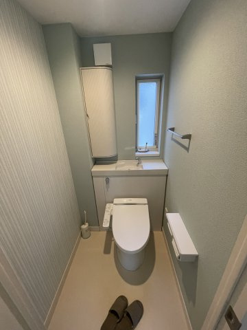 東田３丁目　中古住宅のトイレ