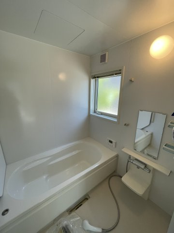 東田３丁目　中古住宅の浴室