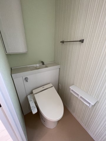 東田３丁目　中古住宅のトイレ|２階トイレ