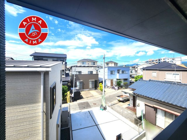 春日市小倉6丁目第1-2棟（2号棟）の展望|窓から緑が見える物件も魅力的です。