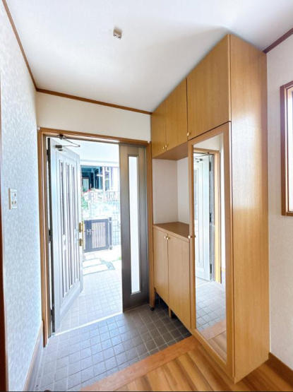 【玄関】 | 牛久市田宮町　中古戸建
