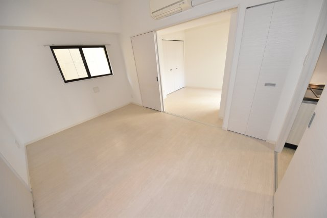 アモーレ本町ウエスト