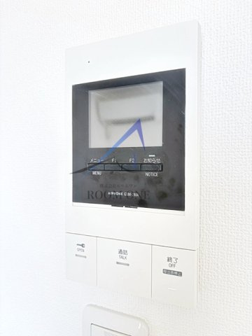 グランクオール鷺ノ宮のセキュリティ|モニター付きインターホンです。