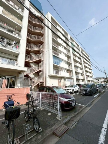 【駐車場】 | 東建西が丘マンション | 駐車場です