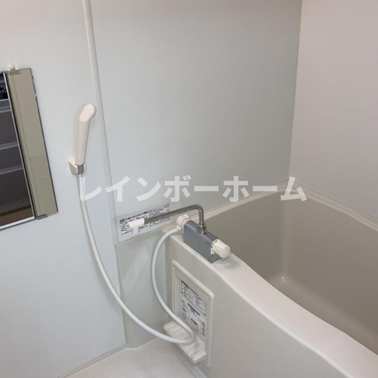 CENTRAGE松戸の浴室|毎日通る玄関はこちらです