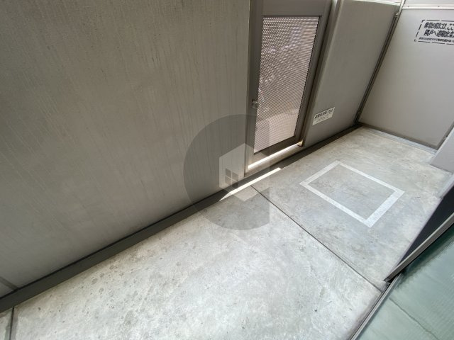 ヴィルヌーブS・K・Hのバルコニー
