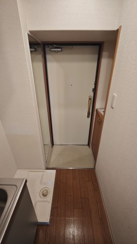 【玄関】アロハ三宮 