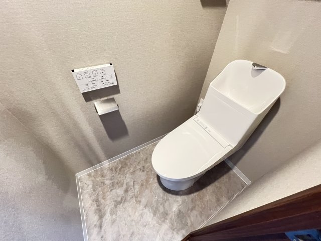 エスリード五位堂のトイレ|落ち着いたトイレです