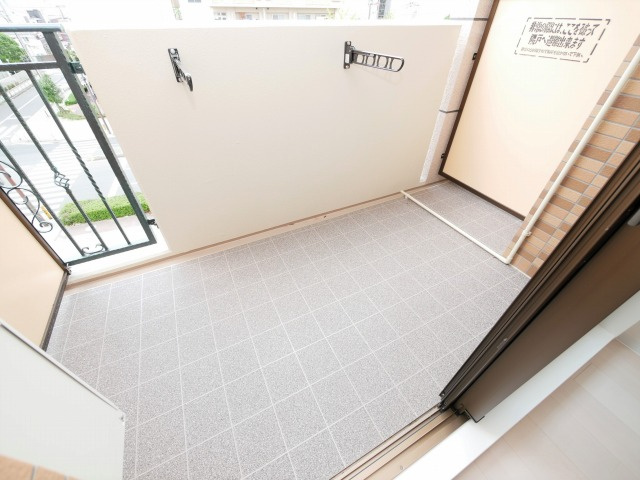 Luxe難波西Ⅰのバルコニー