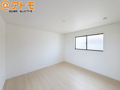 【子供部屋】 | 島田市稲荷第6　新築戸建　全1棟 | 壁と床がシンプルな色合いだからこそ自分だけの空間を作れます♪お部屋作りのイメージは順調でしょうか♪