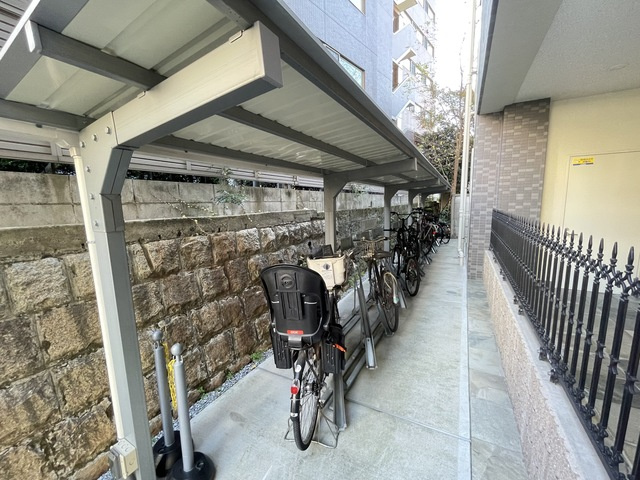 カームコート白金高輪のその他共用部分|敷地内駐輪場