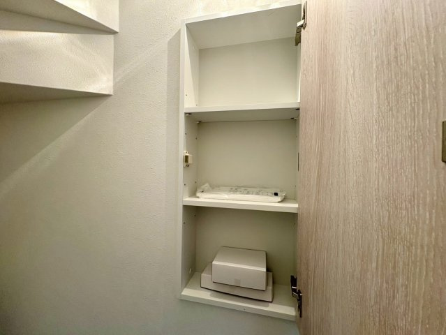 「長期優良住宅」香南市野市町西野　新築戸建　西棟の収納|トイレの収納
