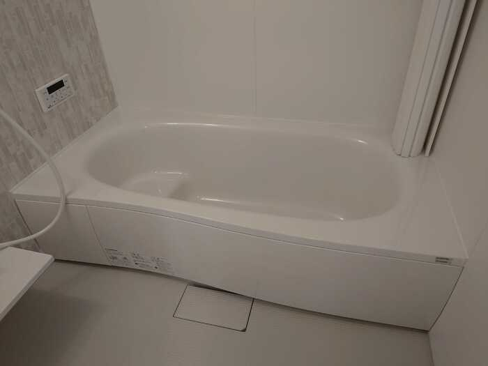 グランソレイユ　A棟の浴室