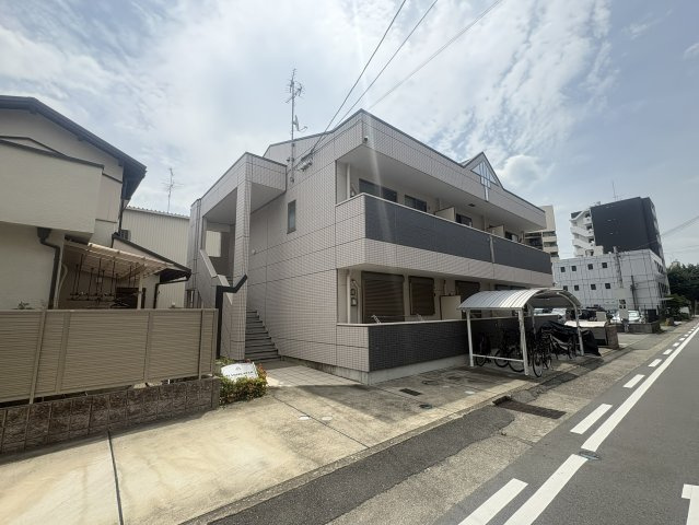 SUNRISE　STARの駐車場