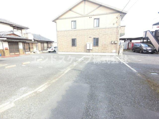 アムール　Ｂの駐車場|高崎、前橋のお部屋探しはエンドスケープまで！お客様の理想お聞かせ下さい♪