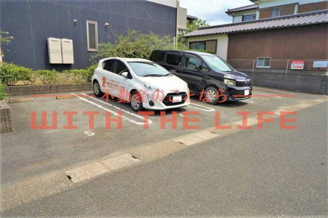 シャーメゾン小森野【キャッシュバック対象】の駐車場|駐車場があります