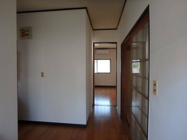 S1788R　河内貸家の内装