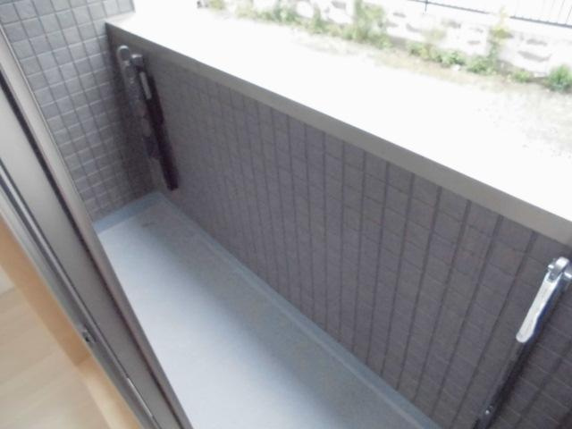【バルコニー】アスコット保春院