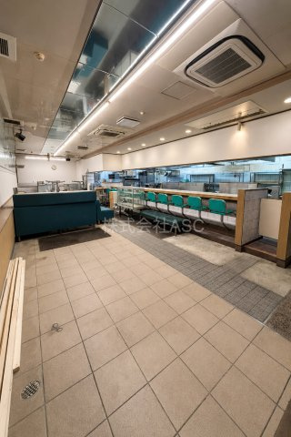 茨木市元町貸店舗の内装