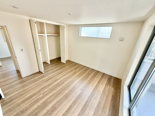 リーブルガーデン泉佐野市鶴原８期　新築戸建の居間・リビング