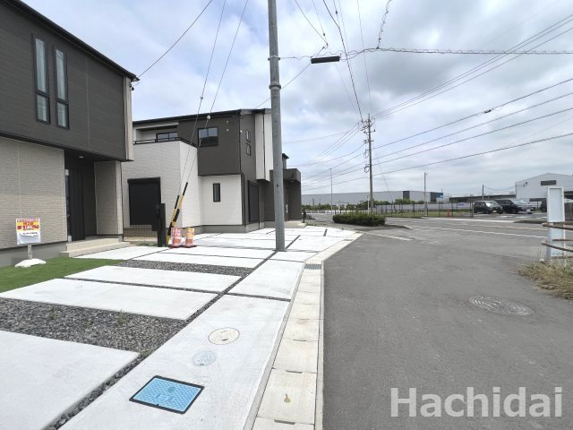 高浜市神明町2期　新築戸建＜6号棟＞の前面道路含む現地写真