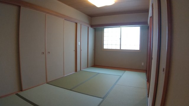 フジパークサイド山鼻の和室