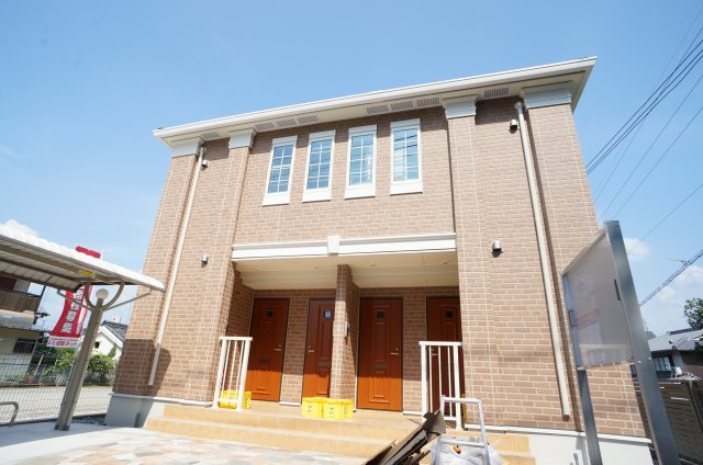橿原市久米町のアパート