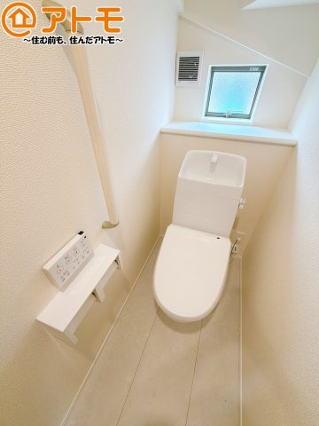 【トイレ】 | 島田市中溝町　新築戸建　全1棟 | 毎日使うトイレだからこそ機能性を重視したいですよね！温水洗浄便座で快適な時間をお過ごしください♪