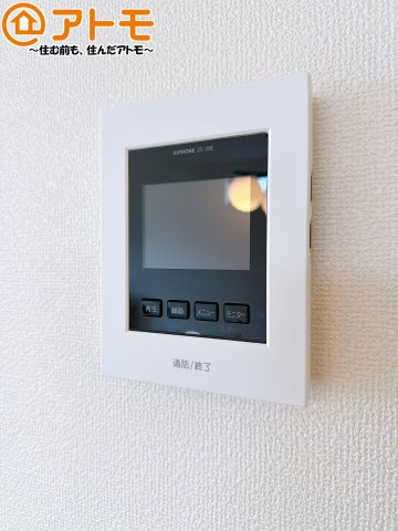 【防犯設備】 | 島田市中溝町　新築戸建　全1棟 | TVモニター付きインターホンは訪問者を確認することができて、防犯性に優れています♪
