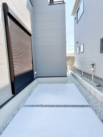 リーブルガーデン泉佐野市鶴原８期　新築戸建のバルコニー
