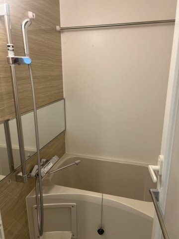 Luxe文京白山の浴室
