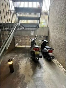 メゾンキコー住之江の駐車場