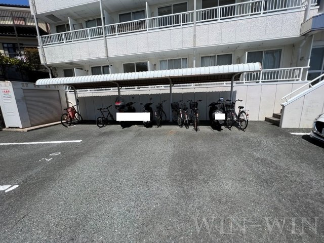 is高師の駐車場