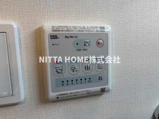 ラ　グリシーヌＡ棟の設備|浴室乾燥や暖房などの設備が付いています◇