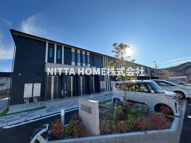 ラ　グリシーヌＡ棟のエントランス|高耐震設計のアパートです☆彡