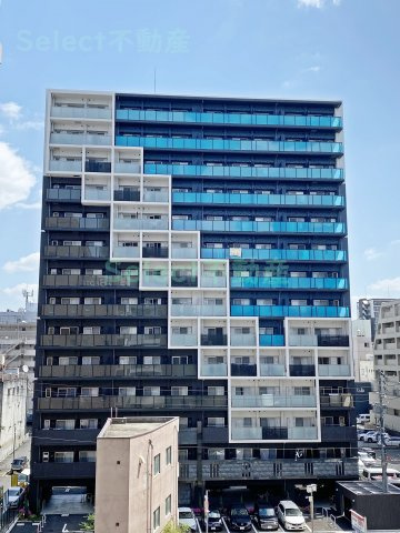 プレサンスＳＡＫＡＥフロントの外観