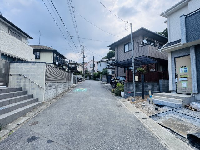 市川市北国分３丁目新築戸建の前面道路含む現地写真|西側前面道路