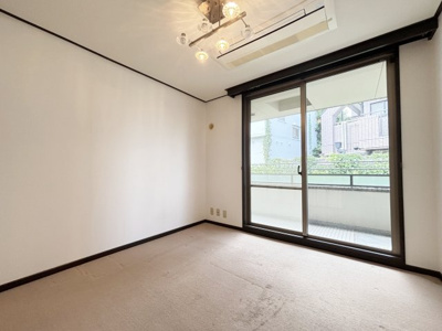 【寝室】 | 篠原北町パークマンション | 5.5帖の洋室