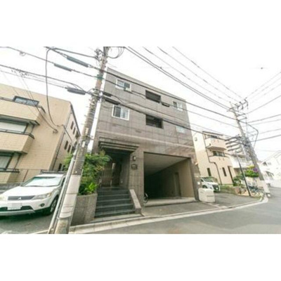 【外観】 | ミオ・パードレ | 鉄筋コンクリート造のがっちりとした建物。