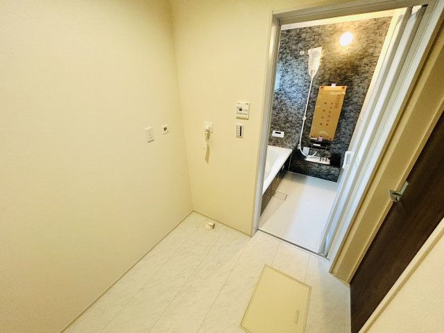四街道市旭ケ丘１丁目第２のランドリースペース