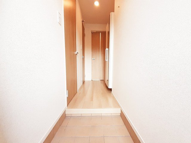 ステラはなまきの玄関