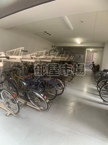 グランツ　スエヒロのその他共用部分|駐輪場
