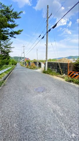 名塩さくら台3丁目の前面道路含む現地写真