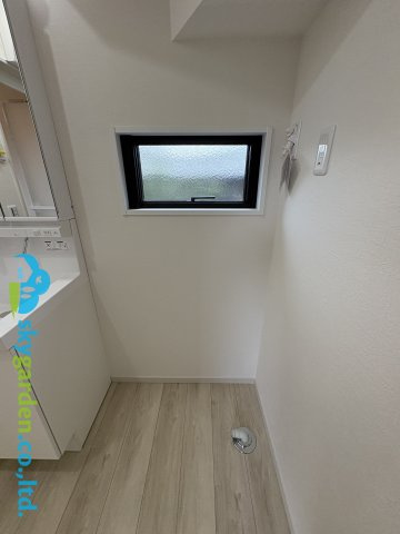 藤沢市本藤沢３期　新築戸建　全２棟１号棟のランドリースペース