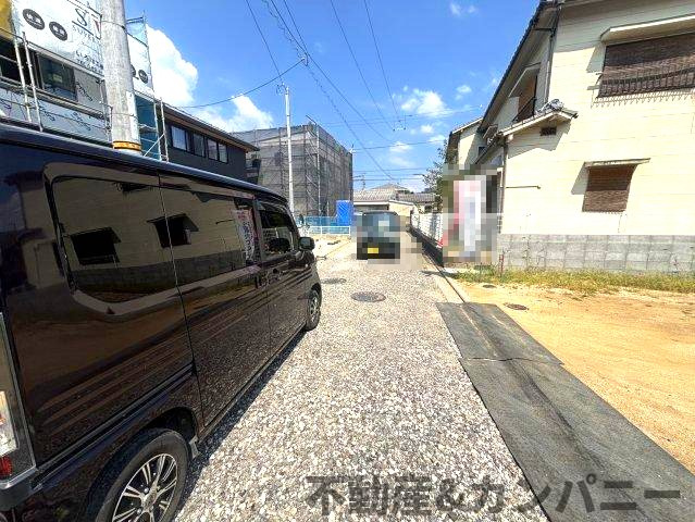北久米町のおトチ1号地　松山市北久米町売土地の前面道路含む現地写真|前面道路含む現地写真です