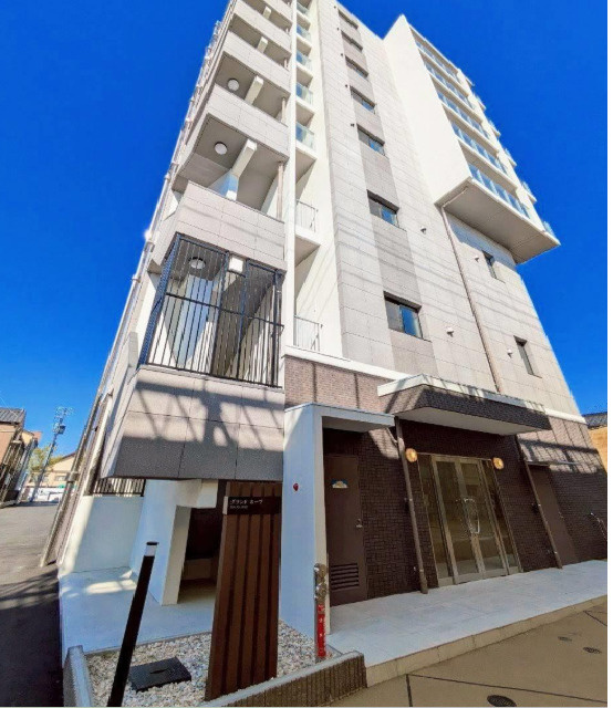 宇部市新天町１丁目の賃貸マンション