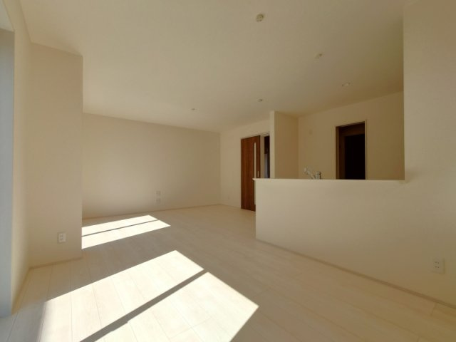 所沢市下安松 全1棟 新築分譲住宅 3,780万円の居間・リビング