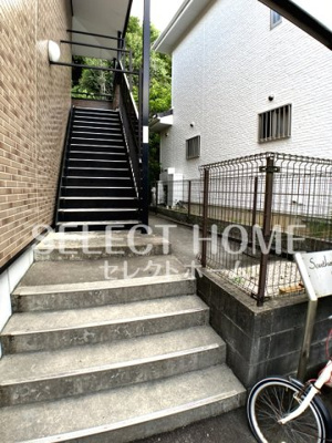 【エントランス】 | Ｓｏｕｔｈｅｎ　Ｖｉｌｌａｇｅ | 建物の内部です