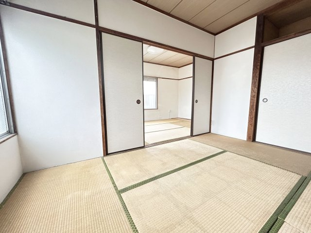 【和室】 | 宝友コーポ | 襖の開閉で、プライベート空間としても柔軟に活用可能。
